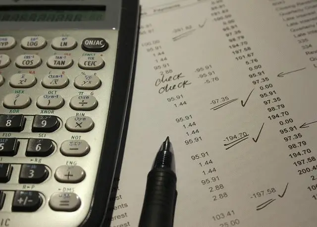 How to put a fraction on an online calculator 